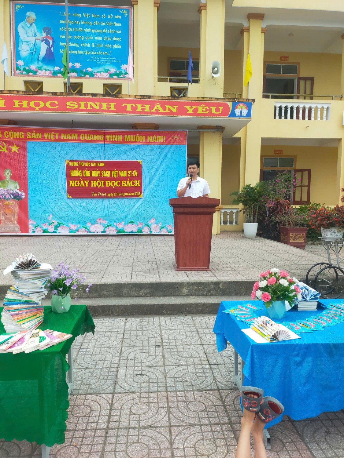 Trường Tiểu học Tân Thành hưởng ứng ngày sách  Việt Nam 21/4/2025